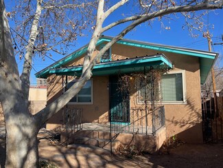 1106 3rd St SW, Albuquerque, NM 87102