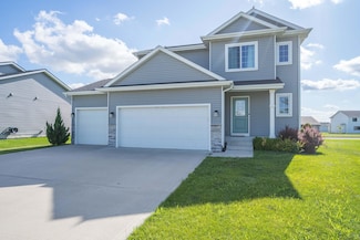3522 Winding Trail Dr, Ankeny, IA 50021