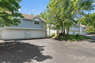 18266 Cascade Dr, Eden Prairie, MN 55347