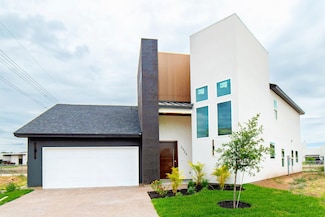2925 Piedmont St, Laredo, TX 78045