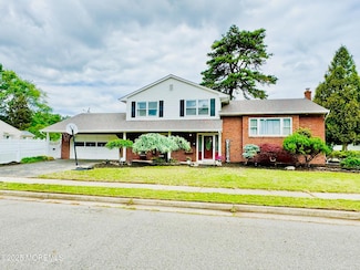 7 Rosewood Dr, Milltown, NJ 08850
