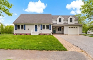 168 Busher Dr, Middletown, RI 02842