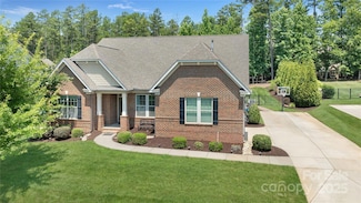 1906 Pensco Pond Ct, Waxhaw, NC 28173