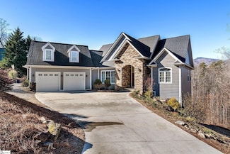 104 Wandering Way, Pickens, SC 29671