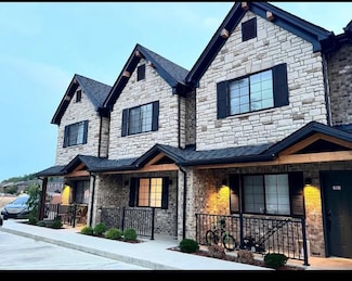 52 Thompson Poynter Rd, London, KY 40741