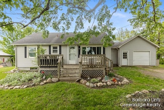 3650 Jordan Lake St, Lake Odessa, MI 48849