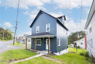 3018 Graham Ave, Windber, PA 15963