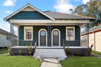 4646 48 Marigny St, New Orleans, LA 70122