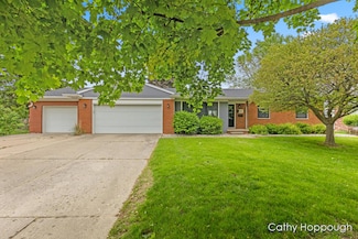 609 S Baker St, Saint Johns, MI 48879