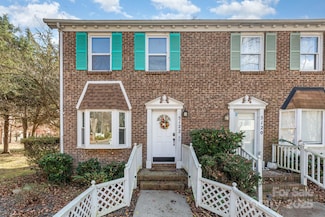 5122 Fair Wind Ln, Charlotte, NC 28212