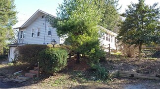 1815 W 10th St, Beaver Falls, PA 15010