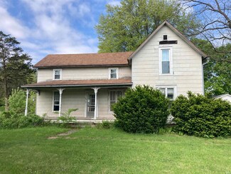803 N Jefferson St, Ossian, IN 46777