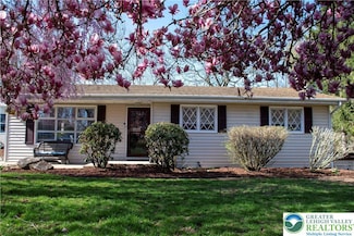 20 Fredericksville Rd, Mertztown, PA 19539