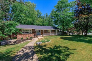 6809 Parkgate Oval, Seven Hills, OH 44131