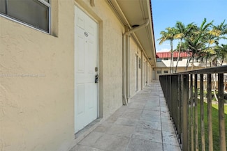 8650 SW 67th Ave Unit 1025, Pinecrest, FL 33156