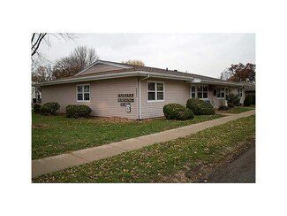 302 Reynolds St Unit A&B, Fairfax, IA 52228