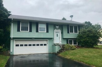 13 Mountview Rd E, Bath, NY 14810