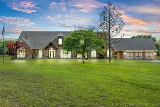 7416 W 73rd St, Tulsa, OK 74131
