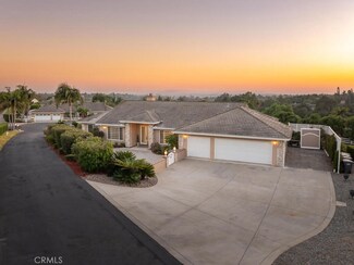 2292 Audrey Ct, Fallbrook, CA 92028