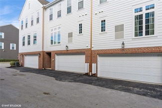 804 Gillian Ln, Cranberry Township, PA 16066