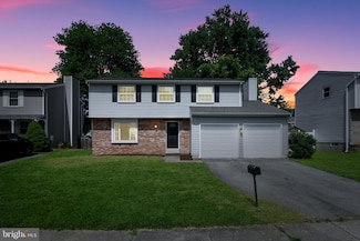 1824 Lawnview Dr, Frederick, MD 21702