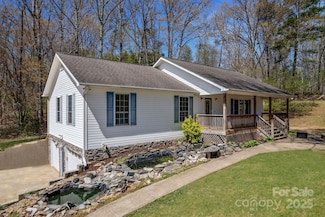 71 Gosnell Rd, Asheville, NC 28804