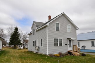 17 Highland Ave, Old Town, ME 04468