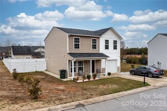 3977 Newhall Dr NW, Hickory, NC 28601