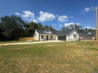 2105 E George Richey Rd, Longview, TX 75604