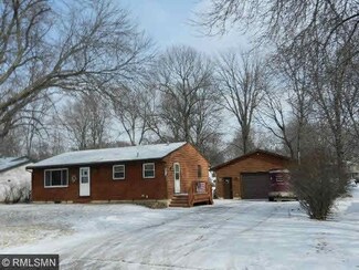 6531 6531 Elmwood Dr, Rockford, MN 55373