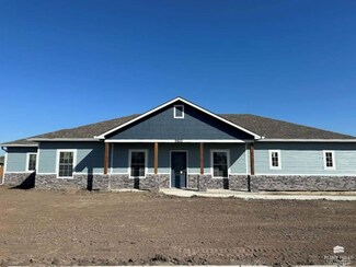 9933 Jasmine Dr, Manhattan, KS 66502