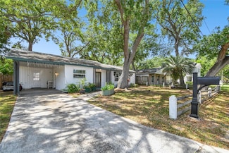 3202 W Coachman Ave, Tampa, FL 33611