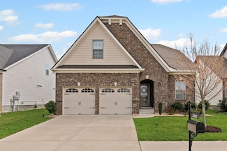 1231 Westgate Dr, Gallatin, TN 37066