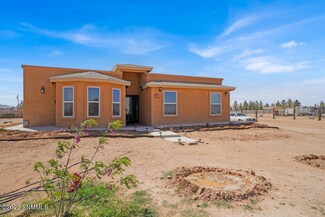 136 Magee Dr, Chaparral, NM 88081