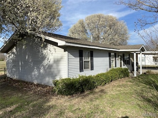109 Ode Johnson St, Senath, MO 63876
