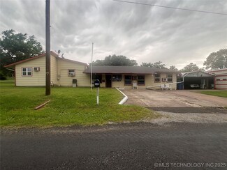 101 N 3rd St, Hartshorne, OK 74547