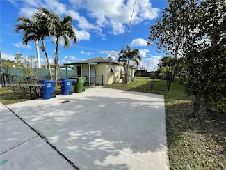 1016 NW 1st Ave, Hallandale Beach, FL 33009