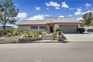 4805 Horseshoe Ln, Riverside, CA 92509