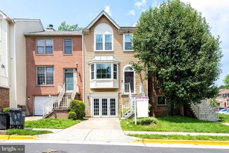 7726 Black Horse Ct, Manassas, VA 20109