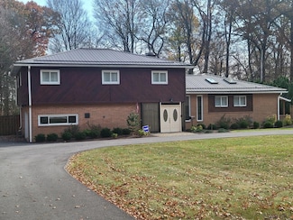 2125 Timson St, Johnstown, PA 15905