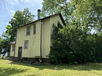 211 N 5th St, Chatsworth, IL 60921