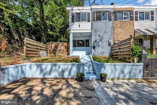 5318 Jay St NE, Washington, DC 20019