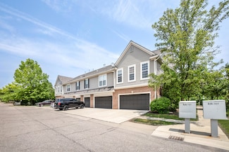 1891 Knollwood Dr Unit 2, Canton, MI 48188