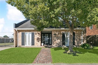 3520 Karen Dr, Chalmette, LA 70043