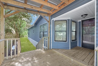 3614 College St, Damon, TX 77430