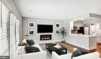 3401 38th St NW Unit 1B-TWR-611, Washington, DC 20016