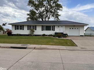 508 N Jefferson St, Wayland, IA 52654