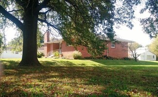 313 N 2nd St, Jasper, MO 64755