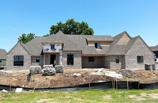 18979 E White Willow Pass, Owasso, OK 74055