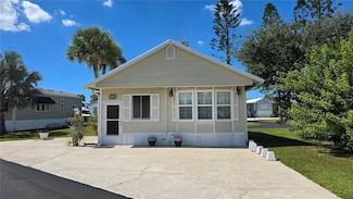 1674 University Pkwy, Sarasota, FL 34243